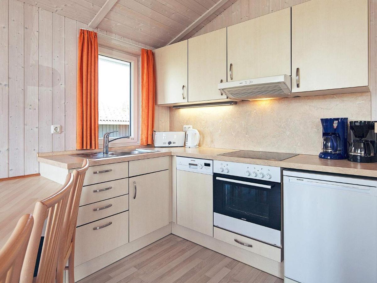 4 Person Holiday Home In Grömitz Eksteriør bilde